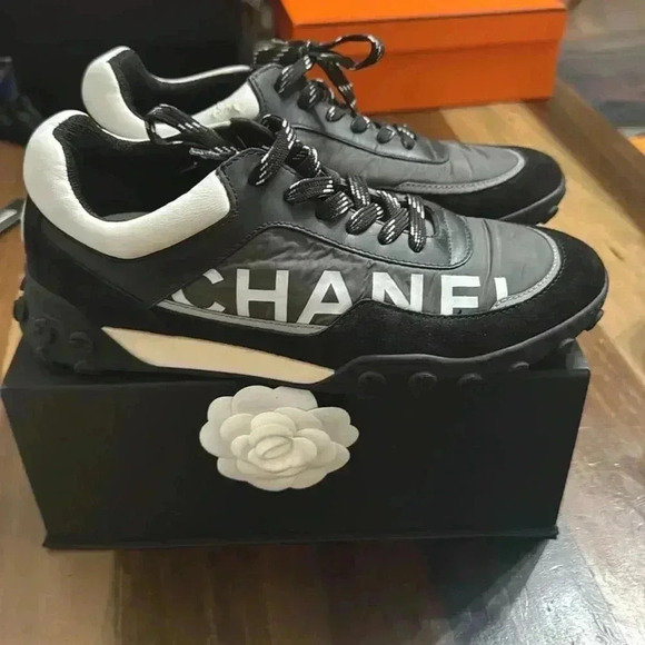 CHANEL 2019 KARL LAGERFELD COLLECTION Calfskin Mesh Lycra Womens - Picture 4 of 11